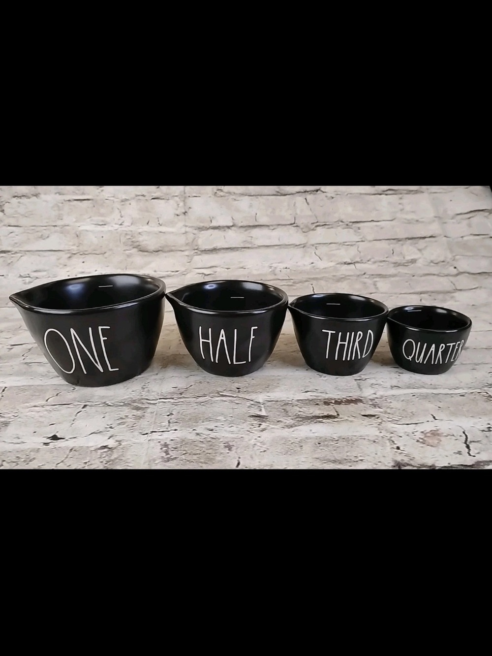 Rae Dunn black measuring cups